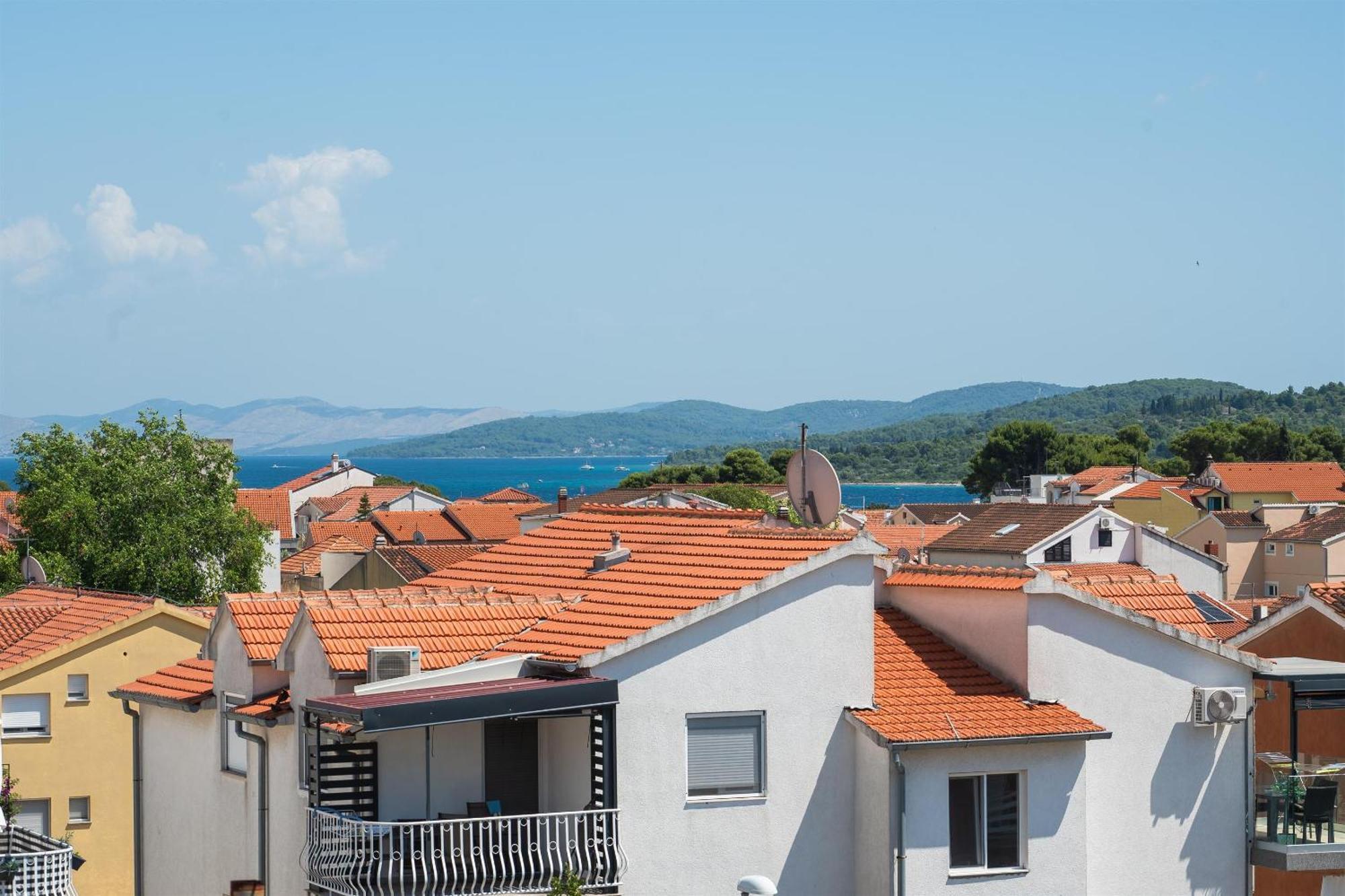 Apartments And Rooms Mladen Vodice Værelse billede