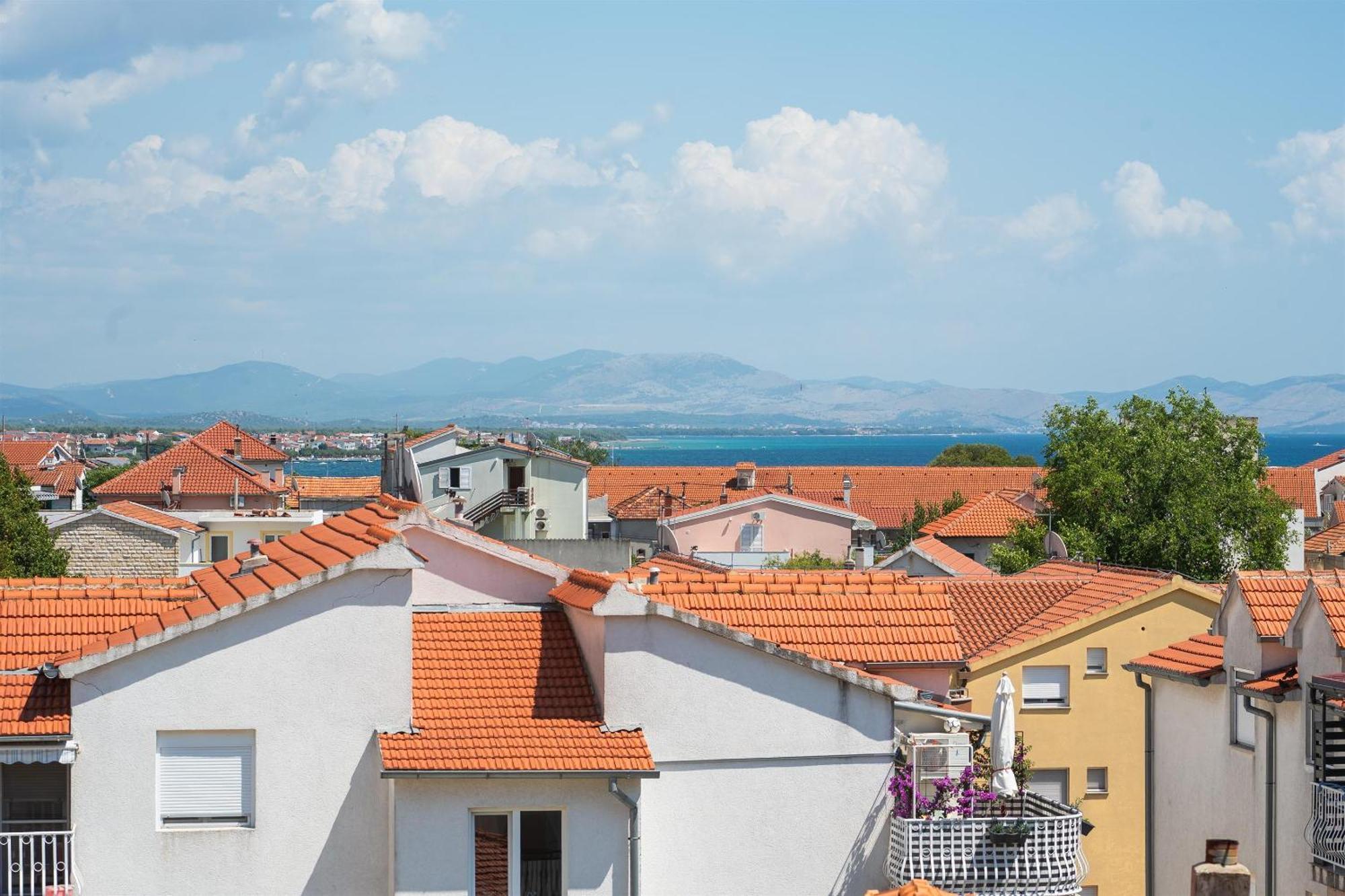 Apartments And Rooms Mladen Vodice Værelse billede